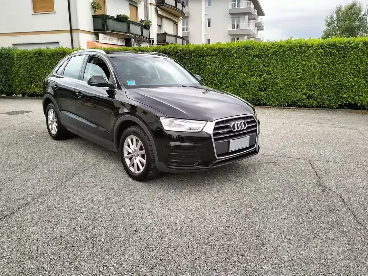 Usata Audi Q3 Advanced Plus 150 CV (110 kW) 2015 Nero SUV