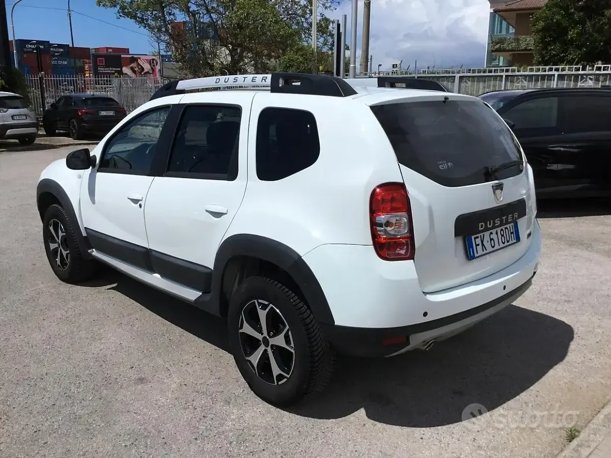 Usata Dacia Duster 109 CV (80 kW) 2017 Bianco SUV
