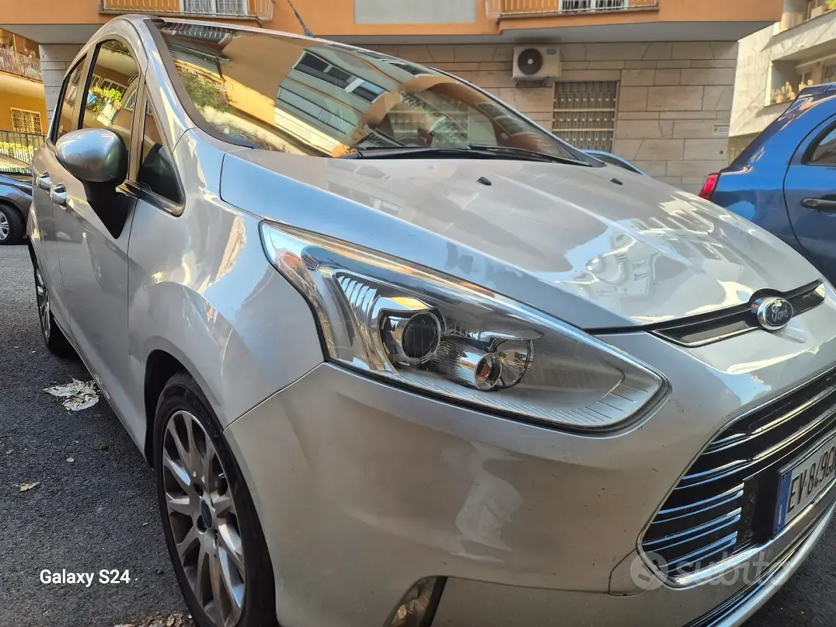 Usata Ford B-MAX 90 CV (66 kW) 2014 Grigio Monovolume