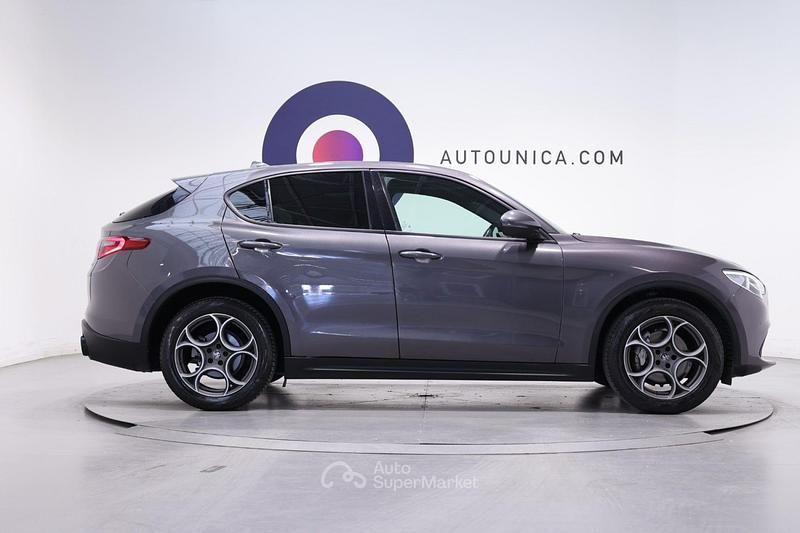 Usata Alfa Romeo Stelvio Sprint 190 CV (139 kW) 2022 Grigio SUV