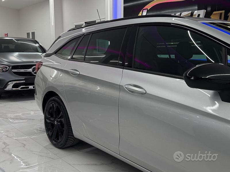 Usata Opel Astra Ultimate 122 CV (89 kW) 2020 Grigio Station wagon