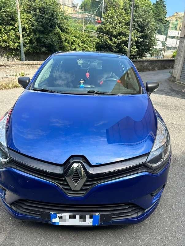 Second-hand Renault Clio IV 95 CP (69 kW) 2018 Berlinǎ
