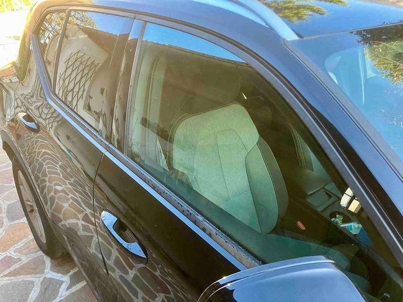 Usata Volvo XC40 Core 163 CV (119 kW) 2022 Nero SUV