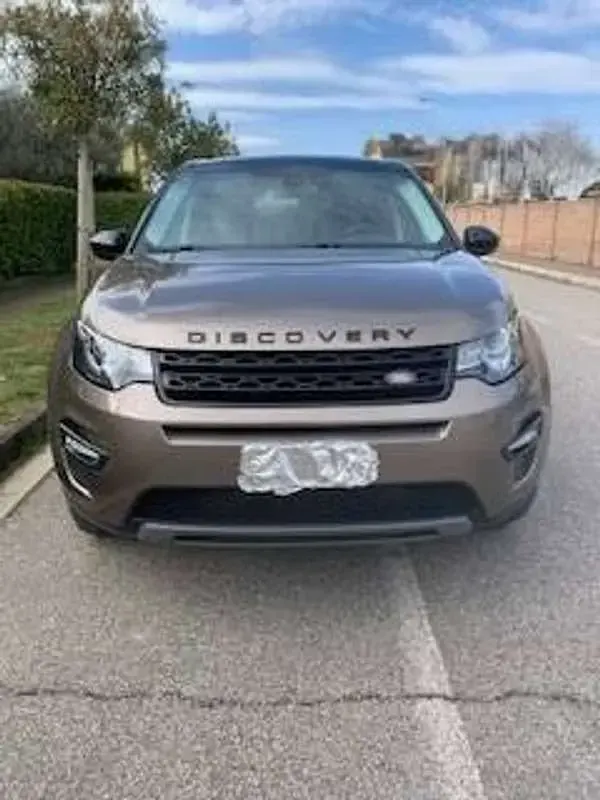 Usata Land Rover Discovery Sport SE 190 CV (139 kW) 2015 Bronzo SUV