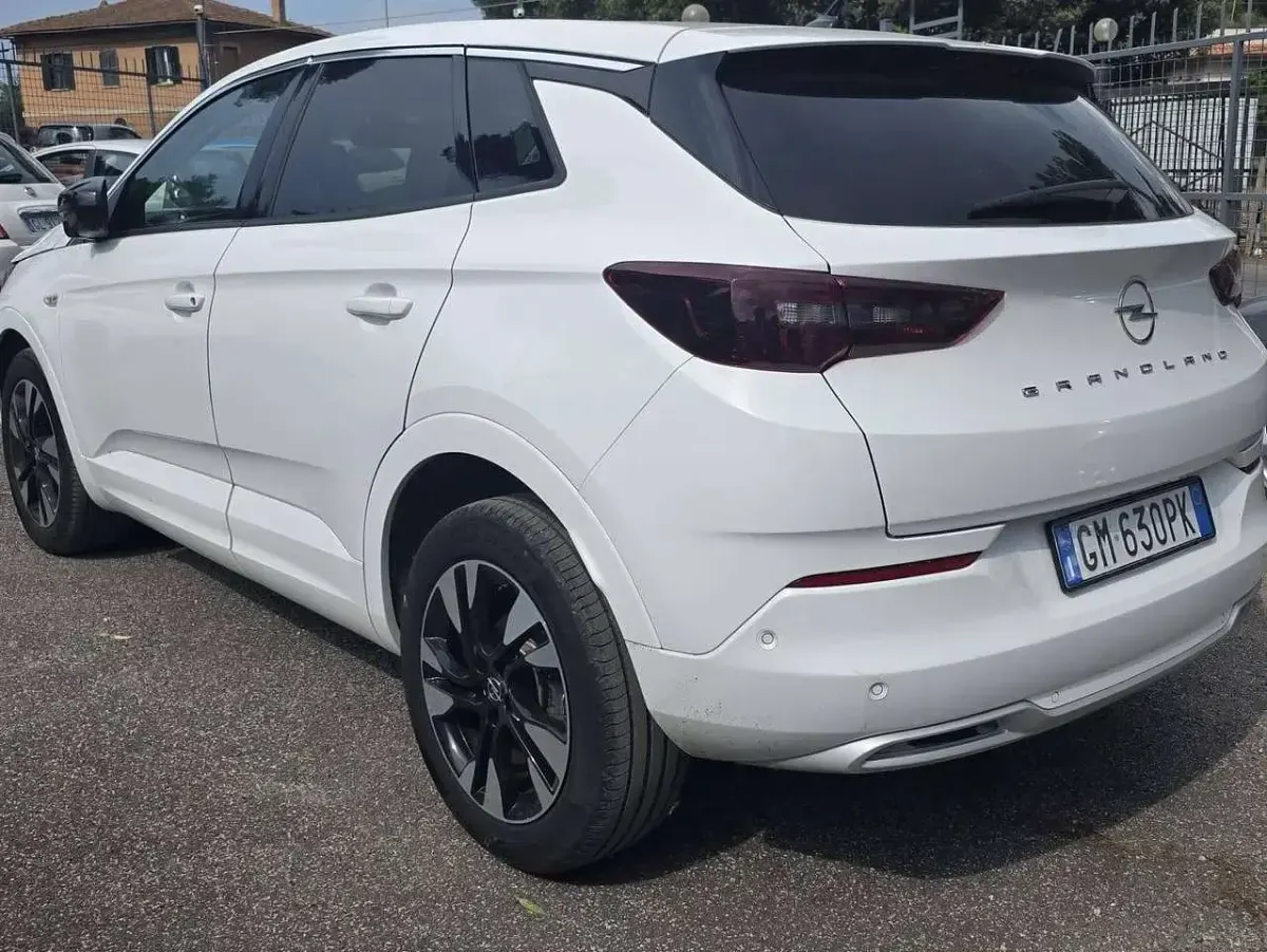 Usata Opel Grandland X GS Line 131 CV (96 kW) 2023 Bianco SUV