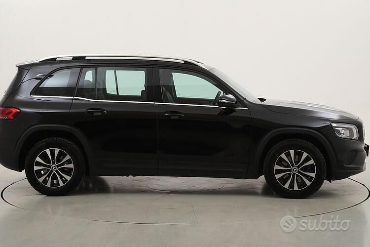 Usata Mercedes GLB180 115 CV (84 kW) 2022 Nero SUV