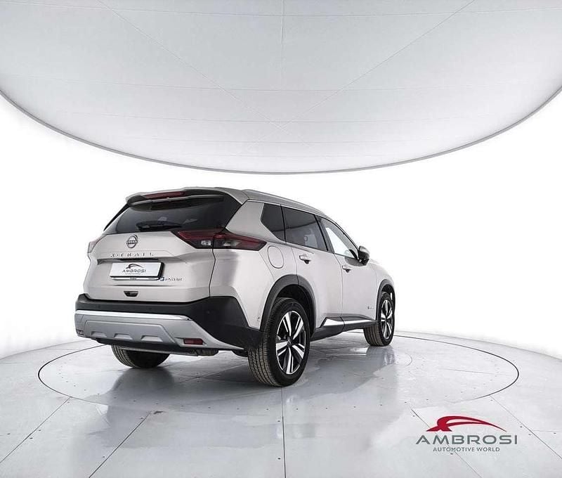 Usata Nissan X-Trail Tekna 158 CV (116 kW) 2023 Oro SUV