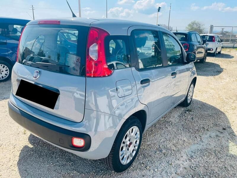 Usata Fiat Panda Easy 95 CV (69 kW) 2018 Grigio Utilitaria