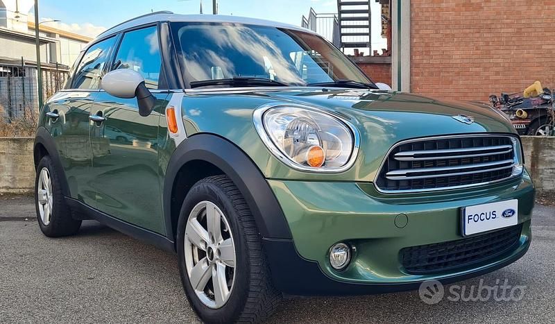 Usata Mini Cooper Countryman Business 111 CV (81 kW) 2014 Verde SUV