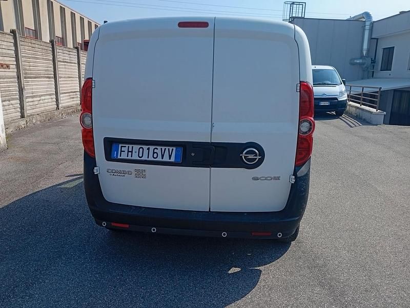 Occasion Opel Combo 95 ch (69 kW) 2017 Blanc Monospace
