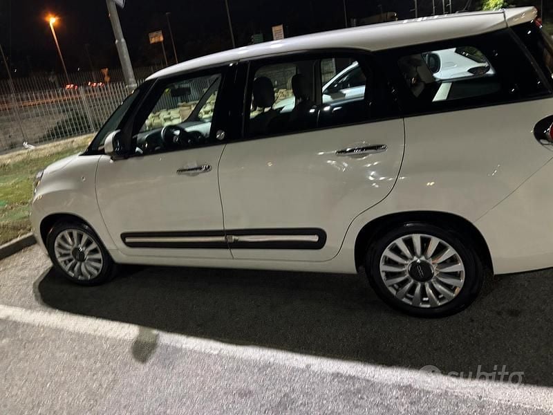 Usata Fiat 500L Living 120 CV (88 kW) 2016 Monovolume