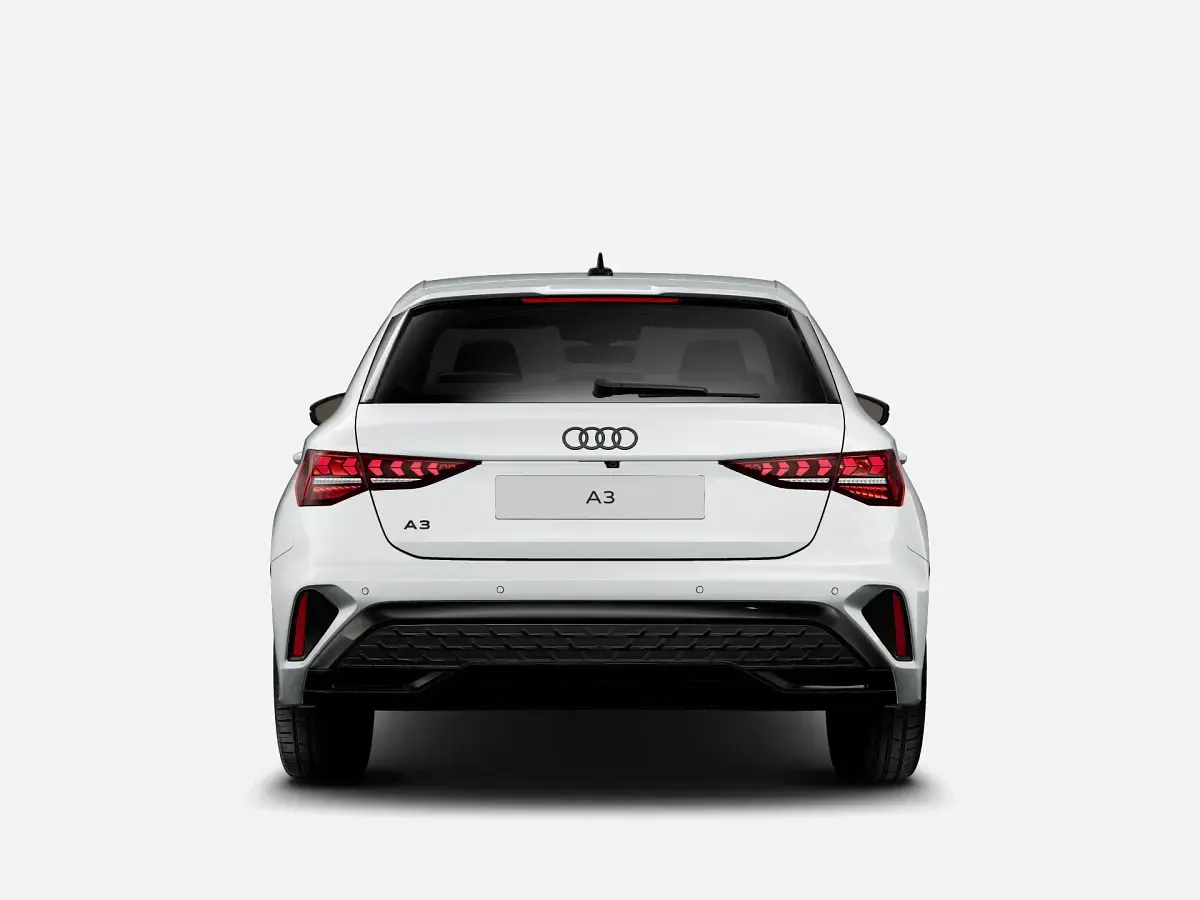 Nuova Audi A3 Sportback e-tron S-Line 204 CV (150 kW) 2026 Bianco ghiaccio metallizzato Utilitaria