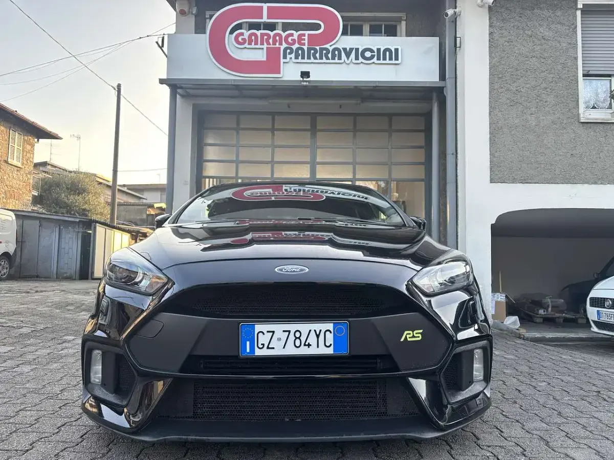 Usata Ford Focus RS 351 CV (258 kW) 2018 Nero Berlina
