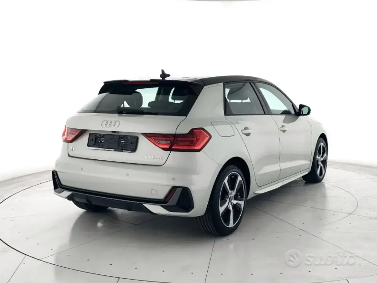 Nuova Audi A1 Sportback S-Line 116 CV (85 kW) 2026 Grigio Utilitaria