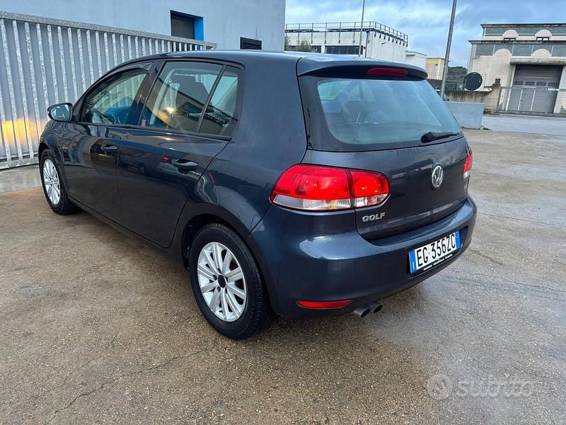 Usata VW Golf VI Comfortline 110 CV (80 kW) 2009 Blu Utilitaria