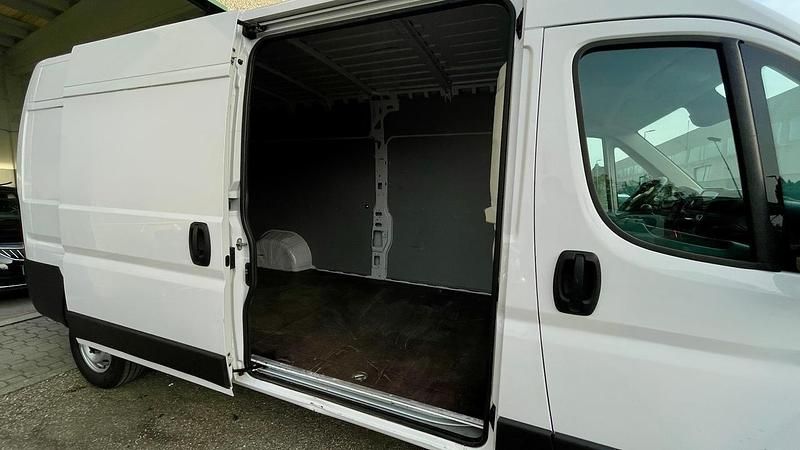 Usata Fiat Ducato 140 CV (102 kW) 2023 Bianco Furgone