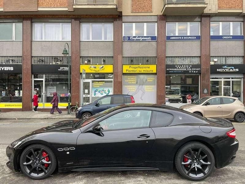 Usata Maserati Granturismo 460 CV (338 kW) 2015 Nero Coupé