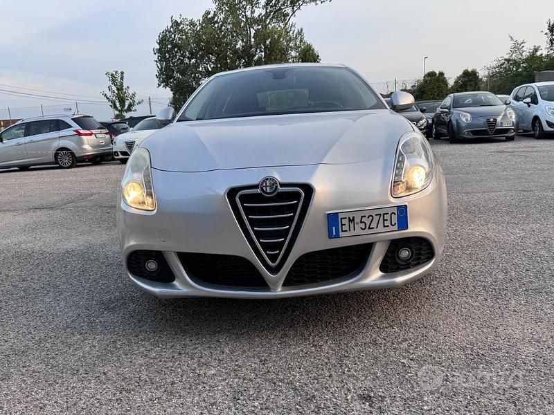 Usata Alfa Romeo Giulietta Progression 105 CV (77 kW) 2013 Grigio Utilitaria