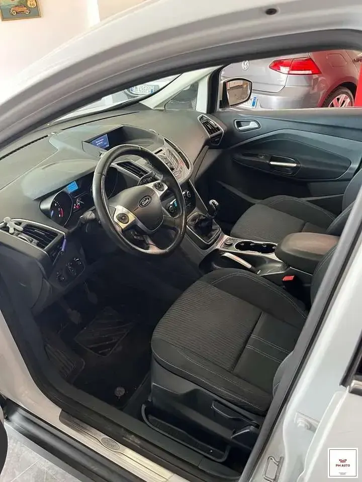 Usata Ford C-MAX Titanium 120 CV (88 kW) 2015 Bianco Monovolume