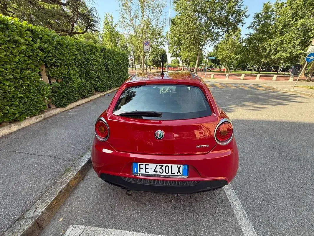 Second-hand Alfa Romeo MiTo 77 CP (56 kW) 2016 Roșu Hatchback