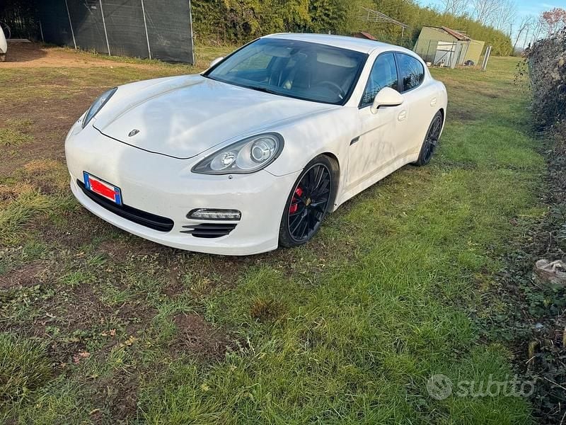 Usata Porsche Panamera 250 CV (183 kW) 2011 Bianco Coupé