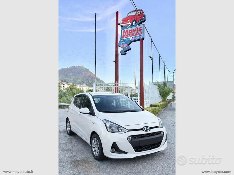 Usata Hyundai i10 Classic 65 CV (47 kW) 2017 Bianco Utilitaria