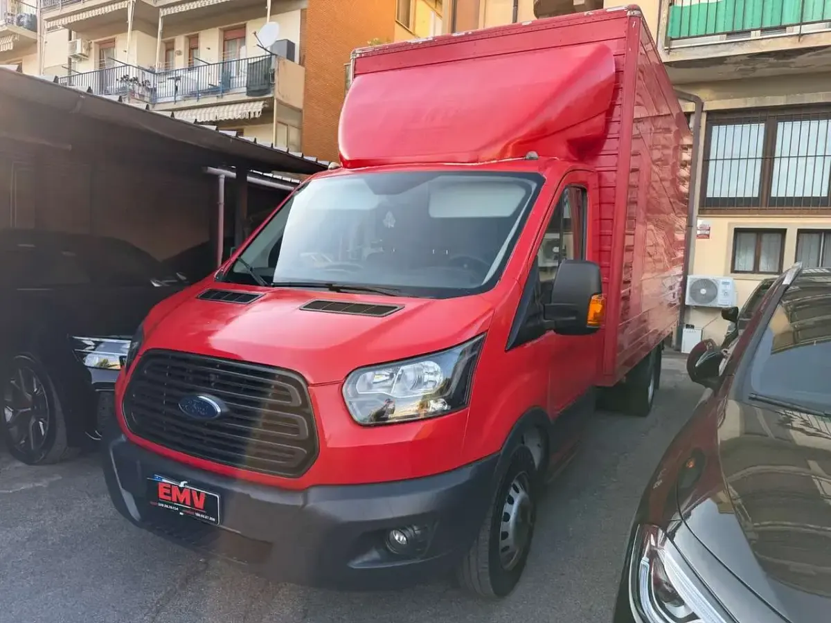 Usata Ford Transit Trend 131 CV (96 kW) 2018 Rosso Furgone