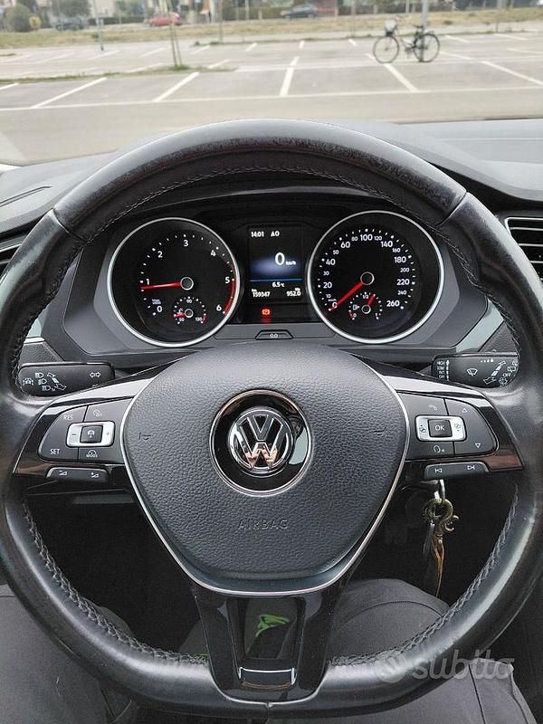 Usata VW Tiguan 2017 Grigio SUV