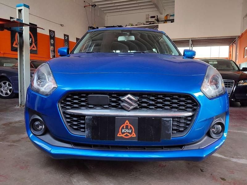 Usata Suzuki Swift 83 CV (61 kW) 2020 Blu/azzurro Utilitaria