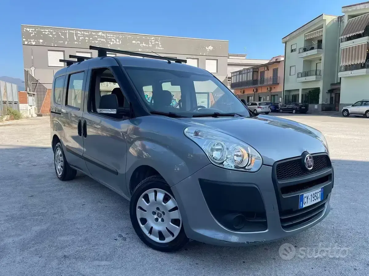 Usata Fiat Doblò Dynamic 120 CV (88 kW) 2014 Grigio Monovolume