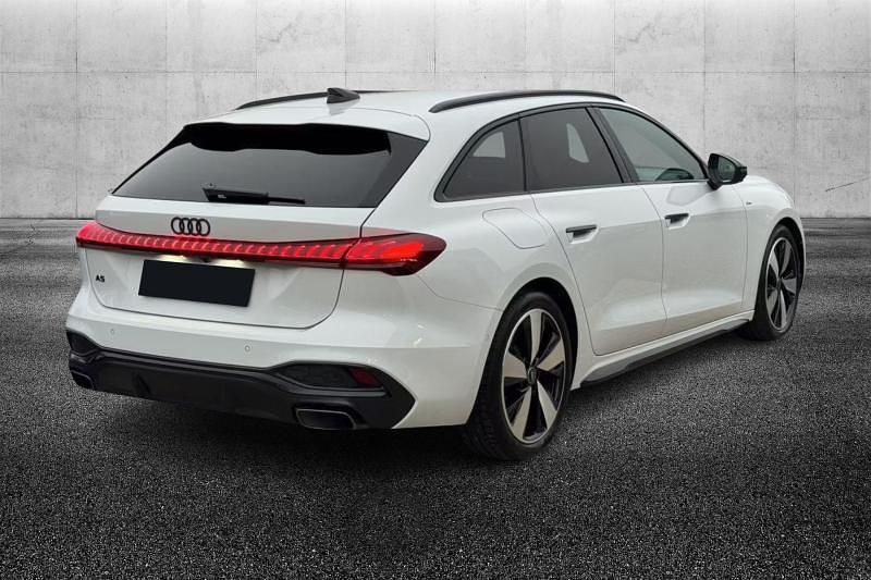 Usata Audi A5 S-Line 204 CV (150 kW) 2025 Bianco metallizzato Station wagon