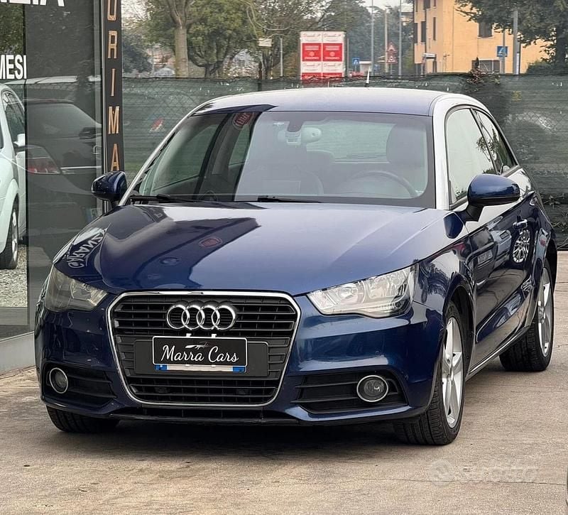 Usata Audi A1 116 CV (85 kW) 2010 Blu Utilitaria