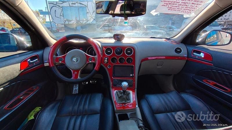 Nero Usata 2007 Alfa Romeo 159 Station wagon | 4000 € - Immagine 1/4