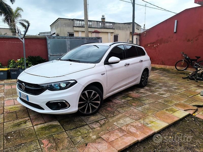 Usata Fiat Tipo 2017 Bianco Station wagon