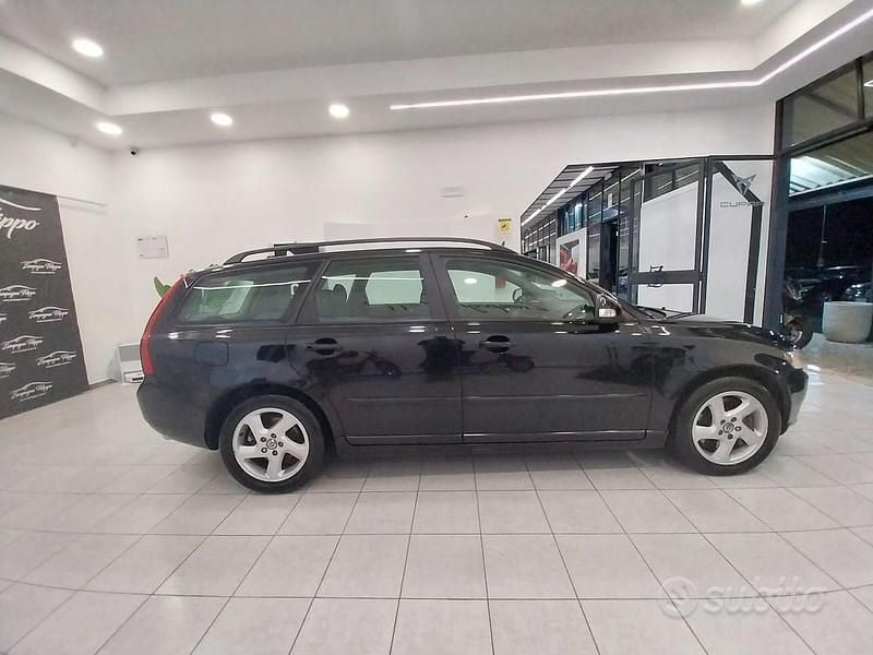 Usata Volvo V50 R-Design 150 CV (110 kW) 2011 Nero Station wagon