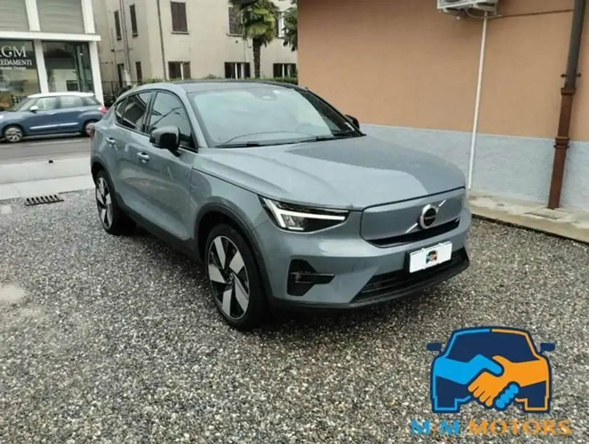 Usata Volvo C40 Ultimate 301 kW (410 CV) 2022 Giallo SUV