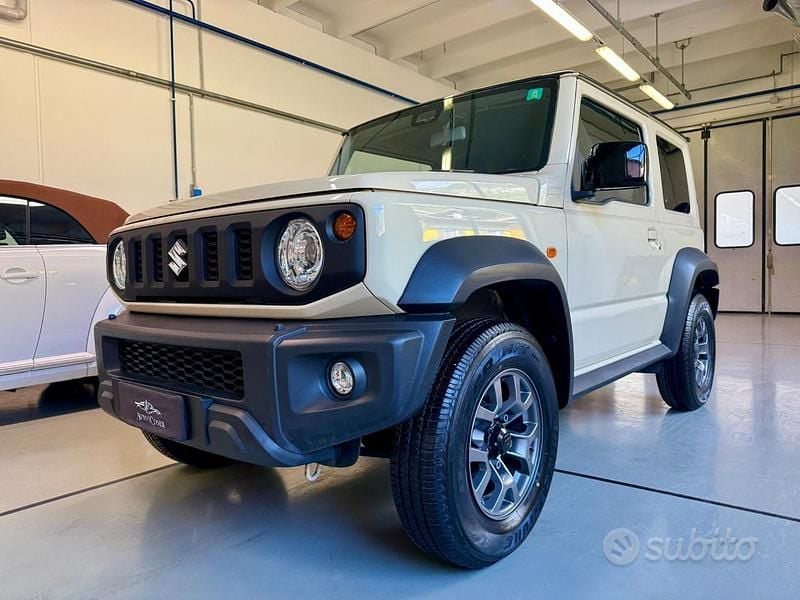 Beige Usata 2018 Suzuki Jimny SUV | 26.900 € (Super prezzo) - Immagine 1/4