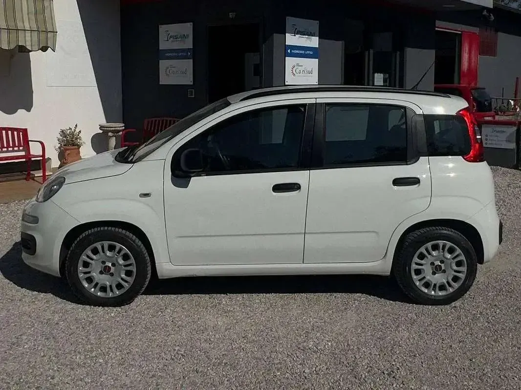 Usata Fiat Panda Easy 75 CV (55 kW) 2013 Bianco Utilitaria