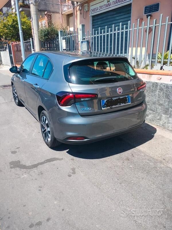 Usata Fiat Tipo 131 CV (96 kW) 2023 Grigio Utilitaria
