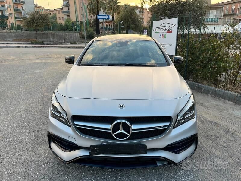 Grigio Usata 2018 Mercedes CLA45 AMG AMG Tre volumi | 35.999 € (Buon prezzo) - Immagine 1/4