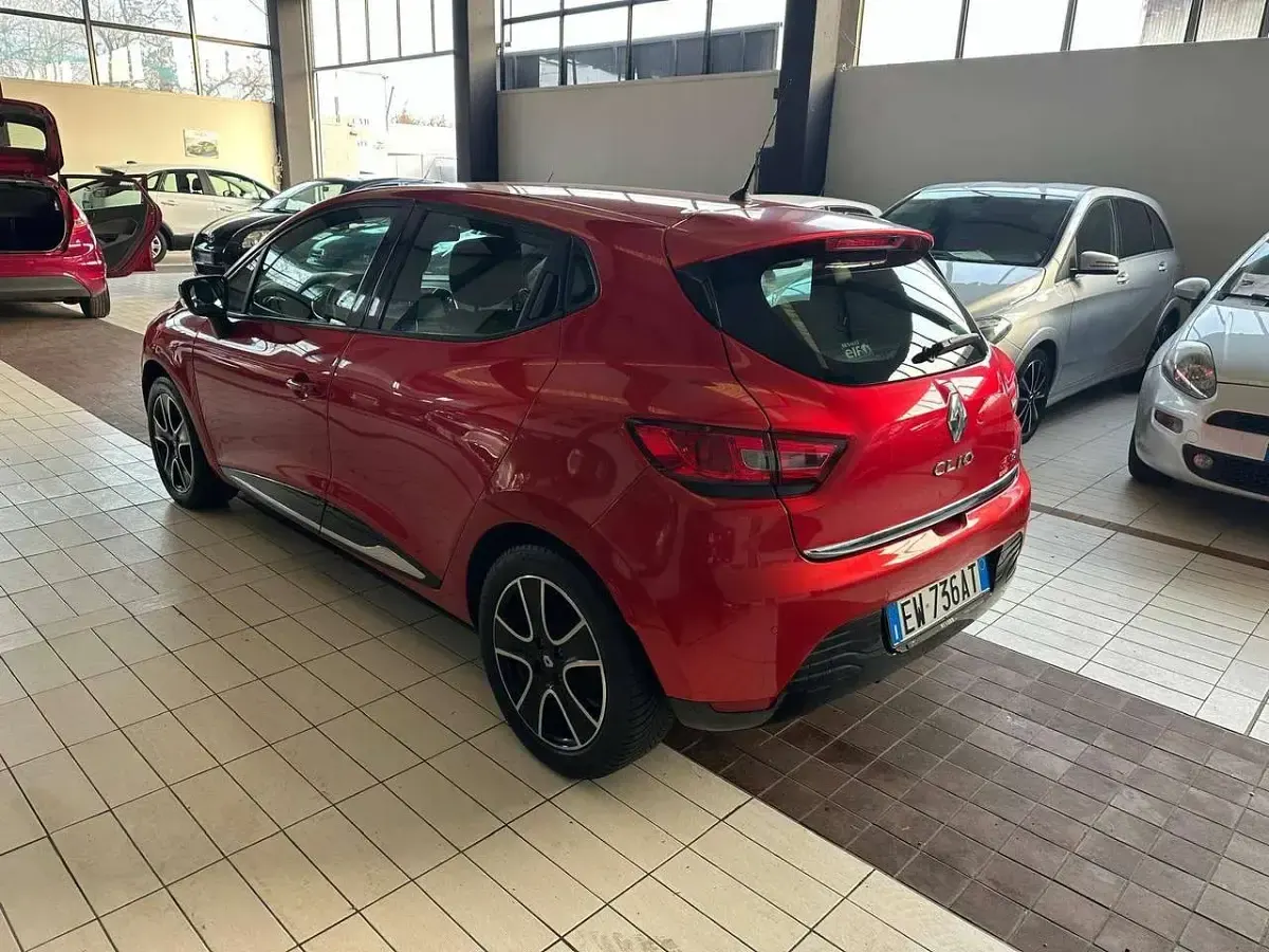 Usata Renault Clio IV 73 CV (53 kW) 2014 Rosso Berlina