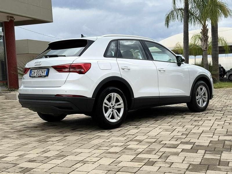 Usata Audi Q3 Business 150 CV (110 kW) 2021 Bianco SUV
