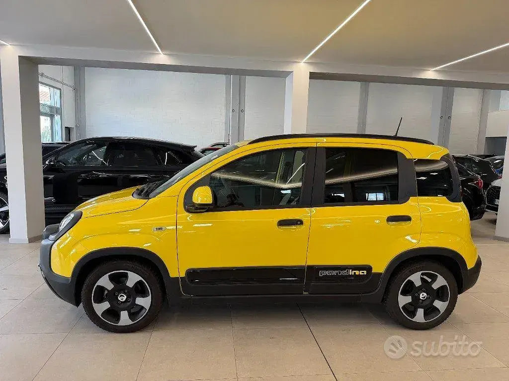 Usata Fiat Panda S 69 CV (50 kW) 2026 Giallo Utilitaria