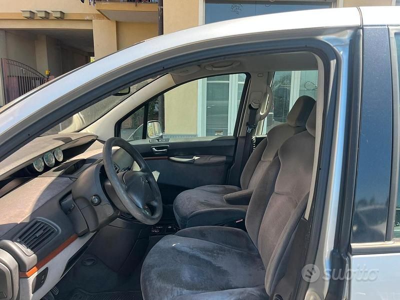 Usata Citroën C8 Elegance 107 CV (78 kW) 2003 Grigio Monovolume