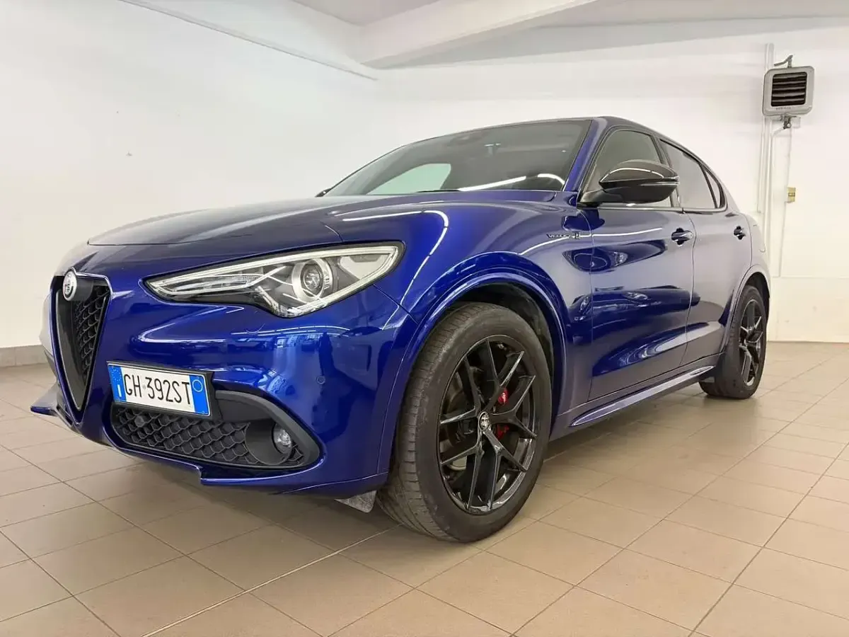 Usata Alfa Romeo Stelvio Ti 210 CV (154 kW) 2021 Bluazzurro SUV