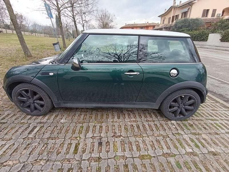 Usata Mini One D 75 CV (55 kW) 2004 Utilitaria