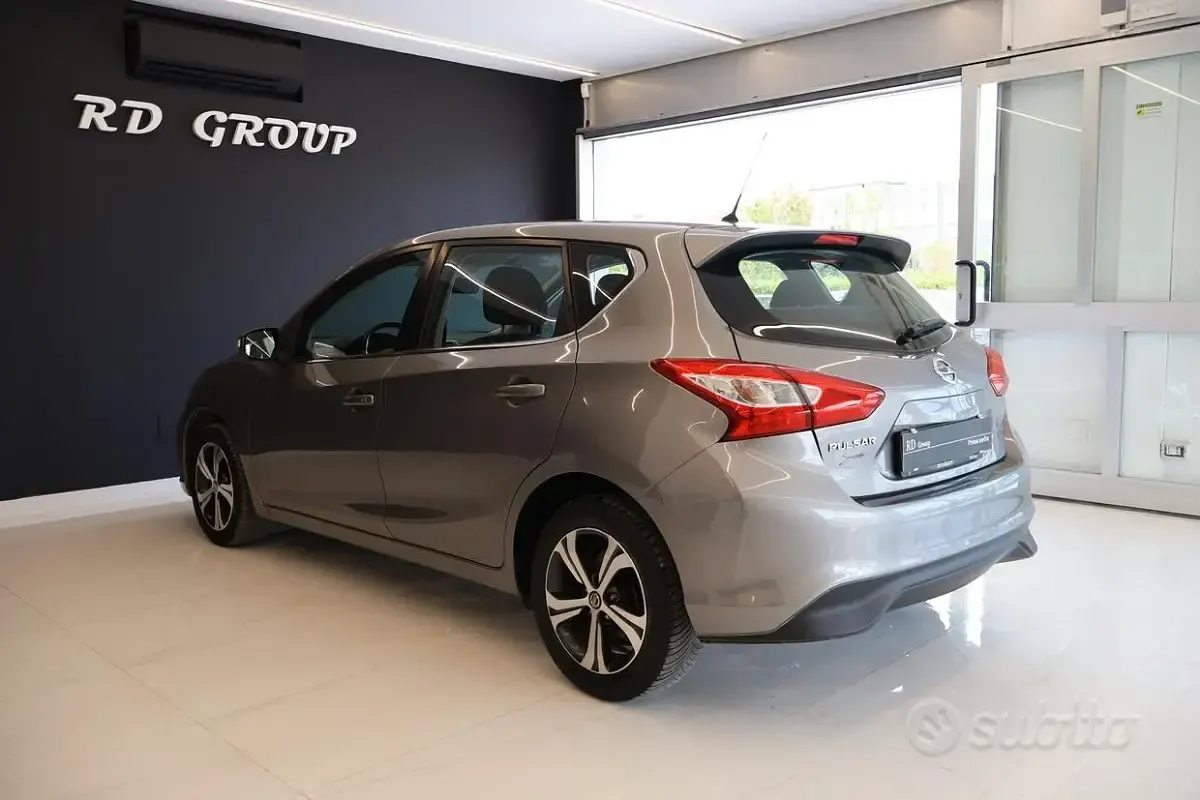 Usata Nissan Pulsar Tekna 110 CV (80 kW) 2018 Grigio Utilitaria