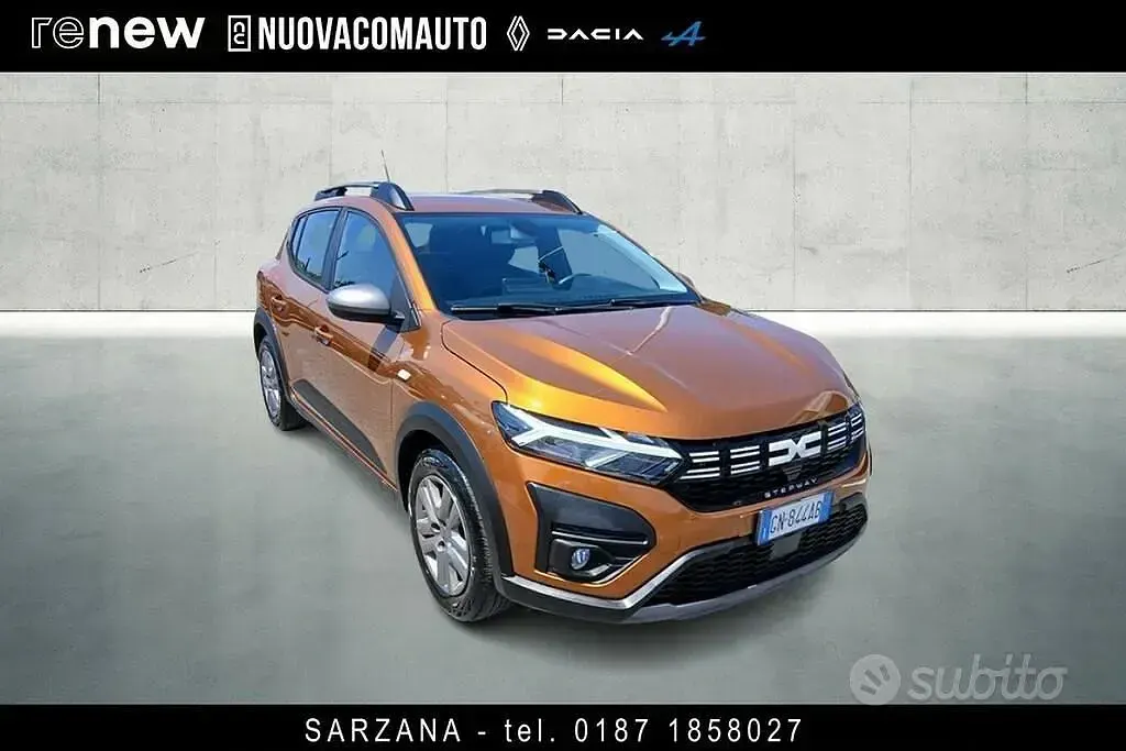 Usata Dacia Sandero Comfort 91 CV (66 kW) 2023 Giallo Berlina