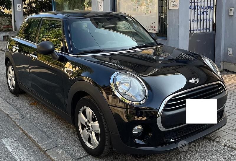 Usata Mini ONE 75 CV (55 kW) 2016 Nero Utilitaria