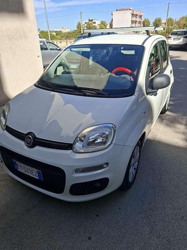 Usata Fiat Panda Pop 75 CV (55 kW) 2015 Bianco Utilitaria